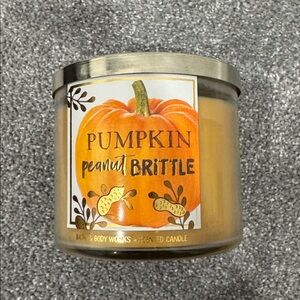 Pumpkin Peanut Brittle Candle BBW 3 wick NEW